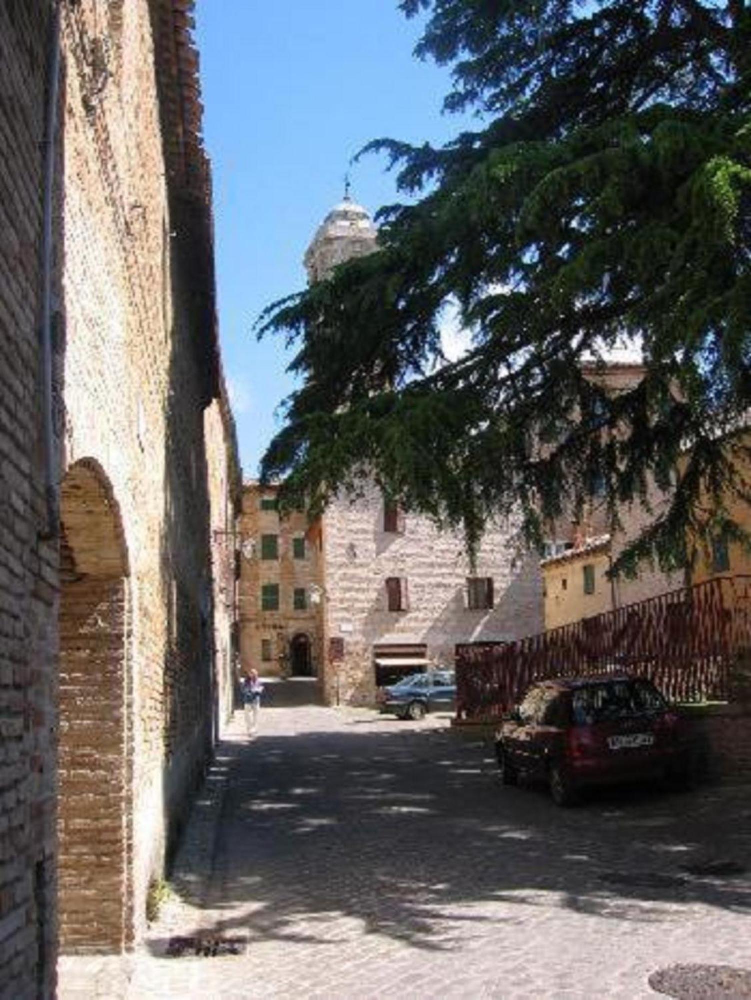 Hotel I Tigli Albergo Diffuso Corinaldo Dış mekan fotoğraf