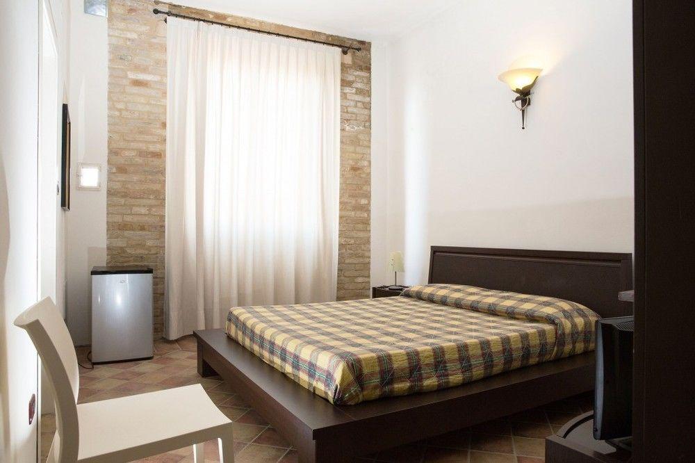 Hotel I Tigli Albergo Diffuso Corinaldo Dış mekan fotoğraf